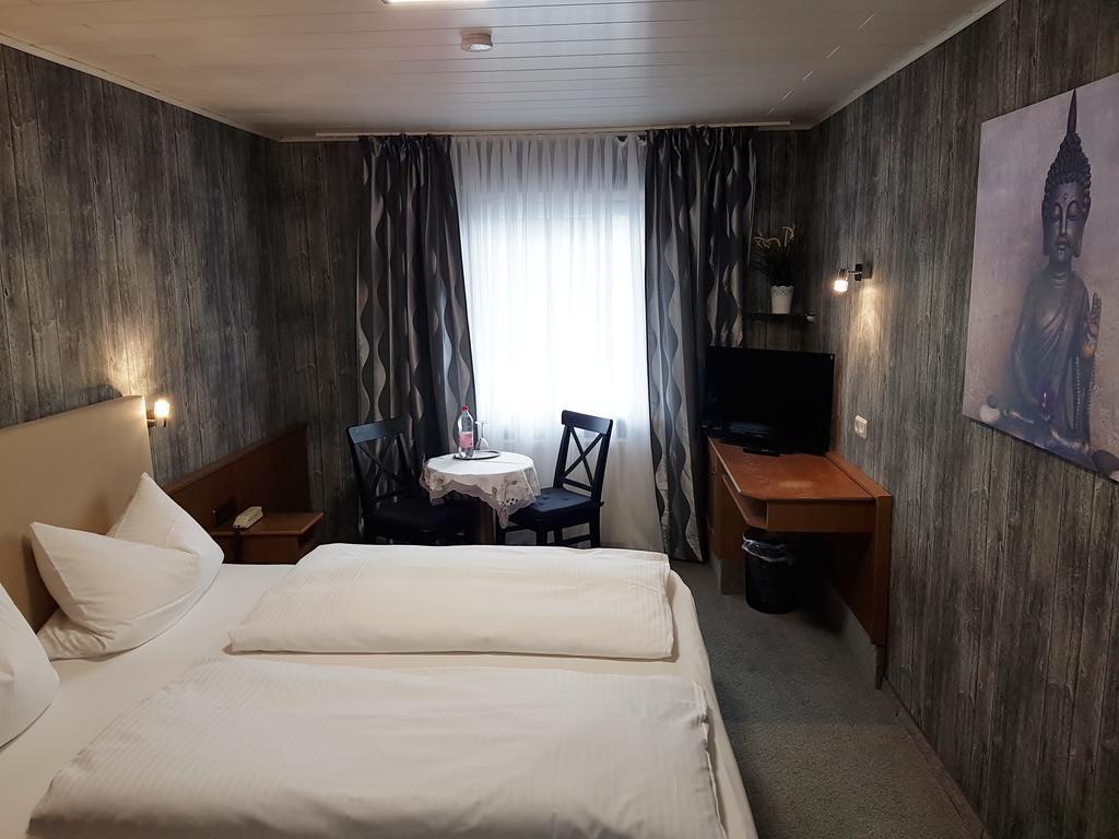 Charlottenhof Hotel Messel Luaran gambar